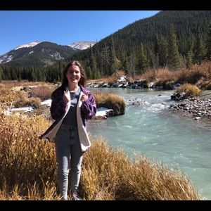 Meet your Posher, Annie